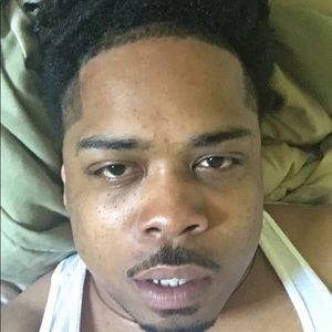 Meet your Posher, Deandre